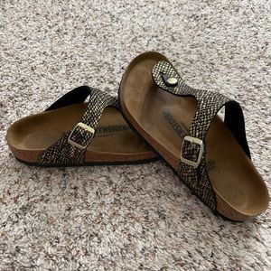 Birkenstock Gizeh sandals